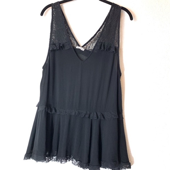 Free People Tops - EUC Free People Sleeveless Flowy Blouse S